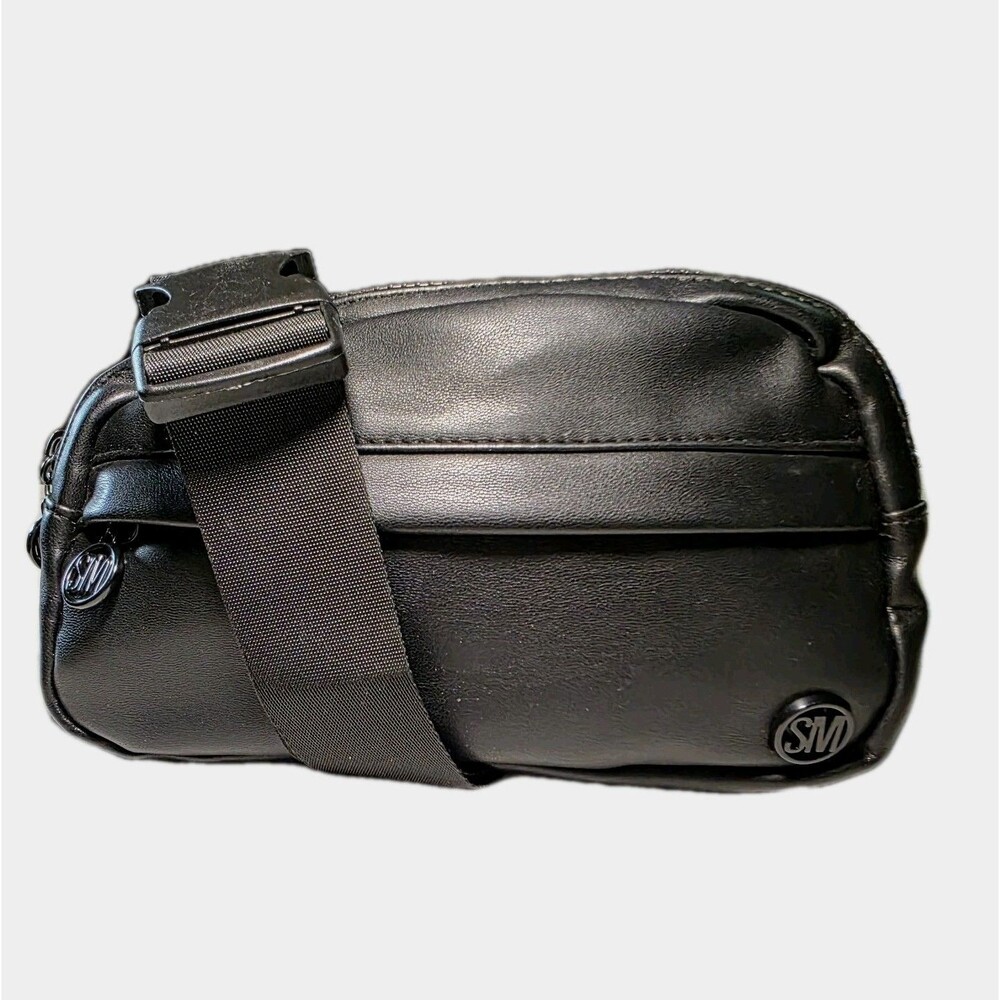 Steve Madden Activate Black Crossbody Belt Fanny Waist Pack Bag Faux Leather Adj